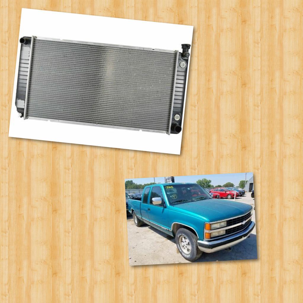 RADIATOR:CHEVEROLET:43685 -32AT PANS